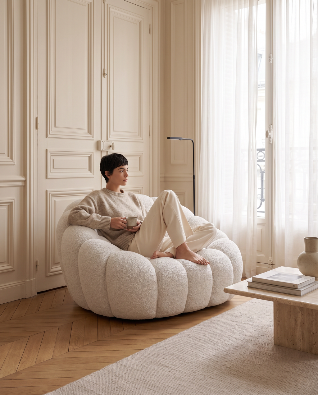 AP-89 1 seat armchair seen from an angle, seated